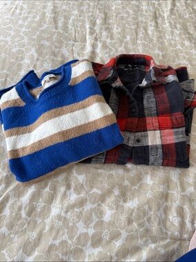 Bundle of2 Madewell Black & Red Plaid Flannel Shirt and sweater size S